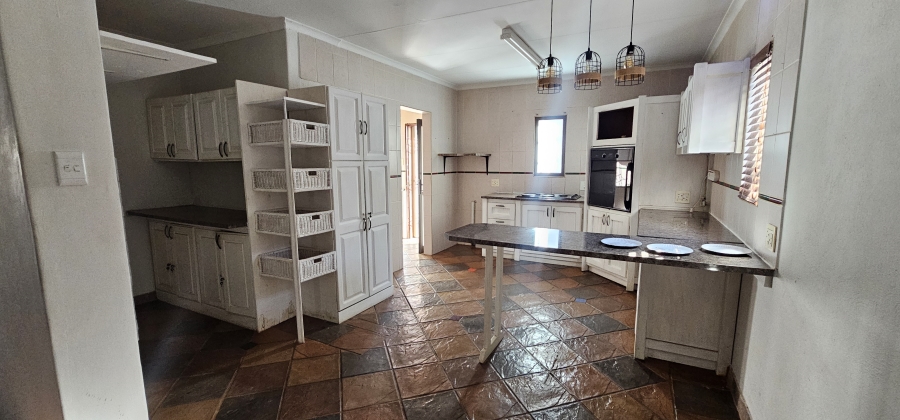 To Let 3 Bedroom Property for Rent in Cashan North West